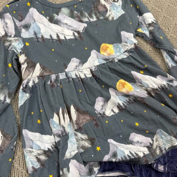 POSH PEANUT Baby Girl's 2 Piece Forrester Long Sleeve Peplum Top & Bloomers Set - Picture 6 of 7